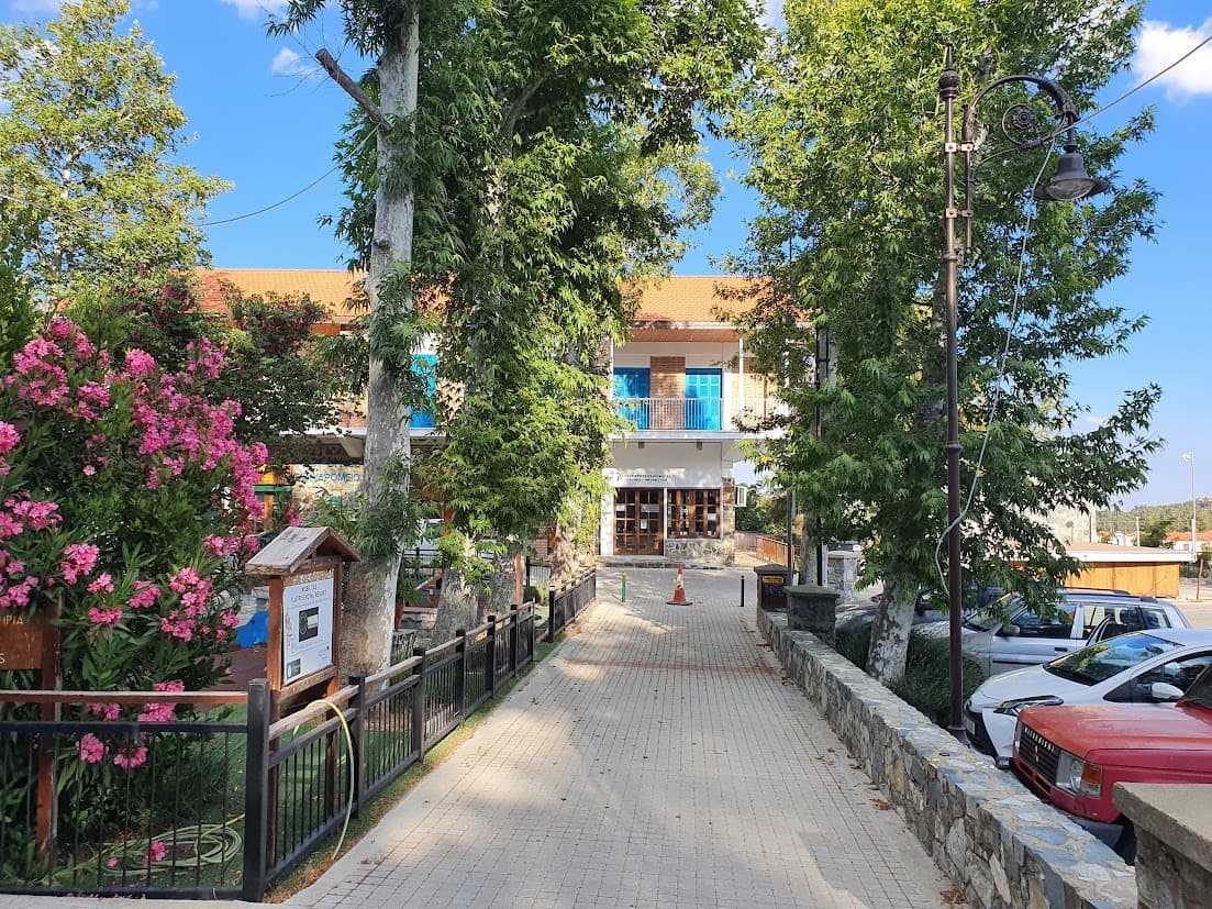 Why Travelers Choose Secrental