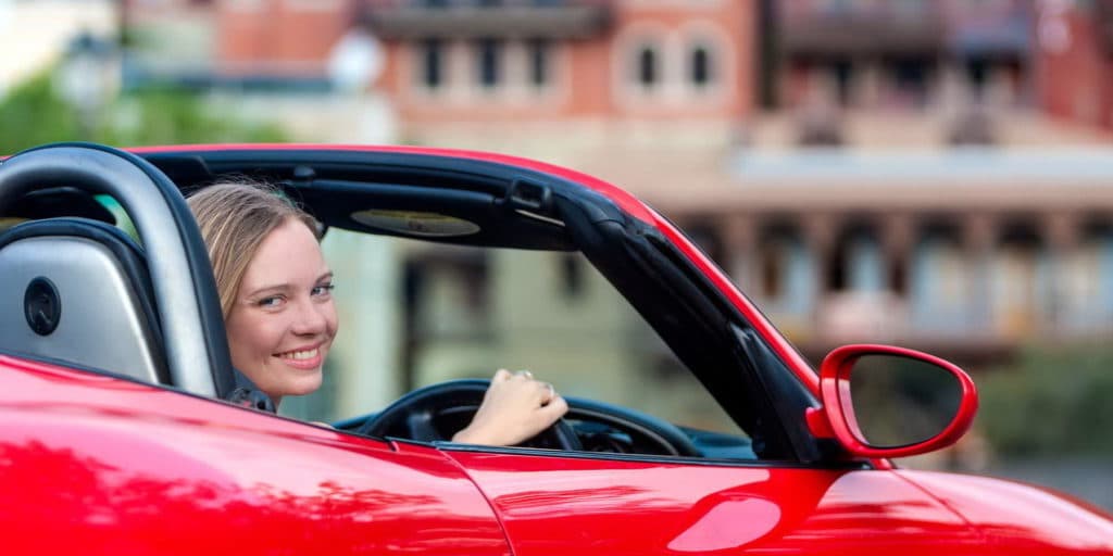 Кто может взять машину напрокат и какие нужны документы